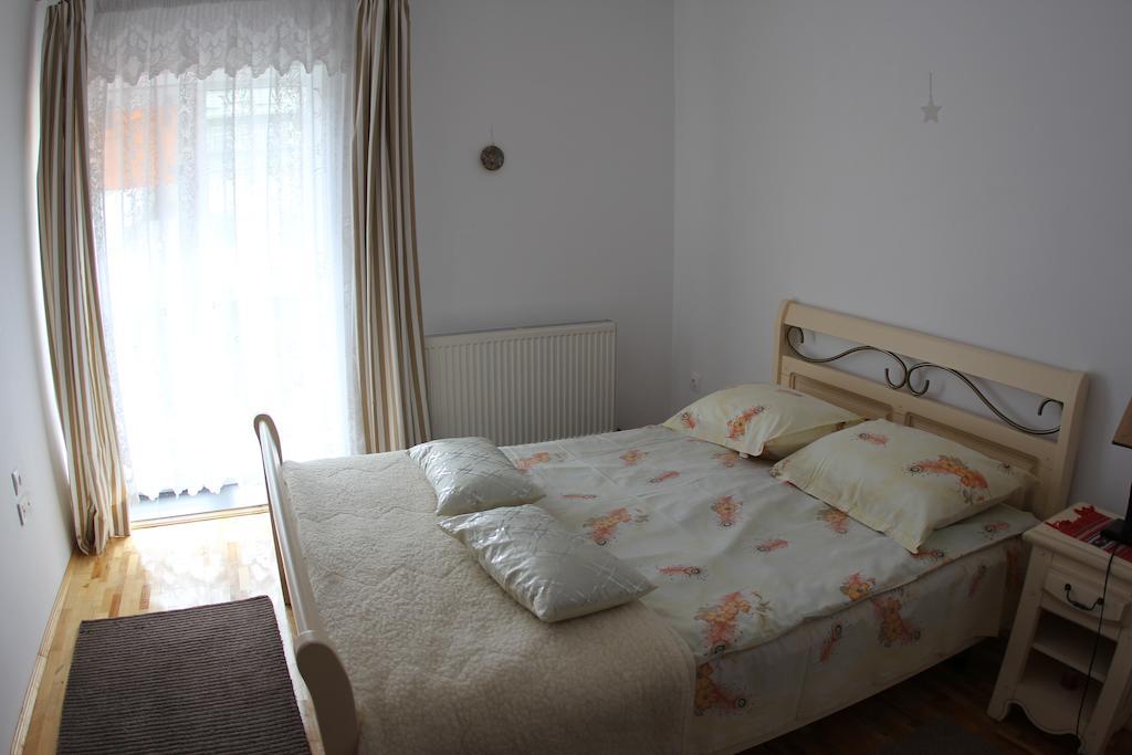 Happy Holiday Apartments Предял Экстерьер фото